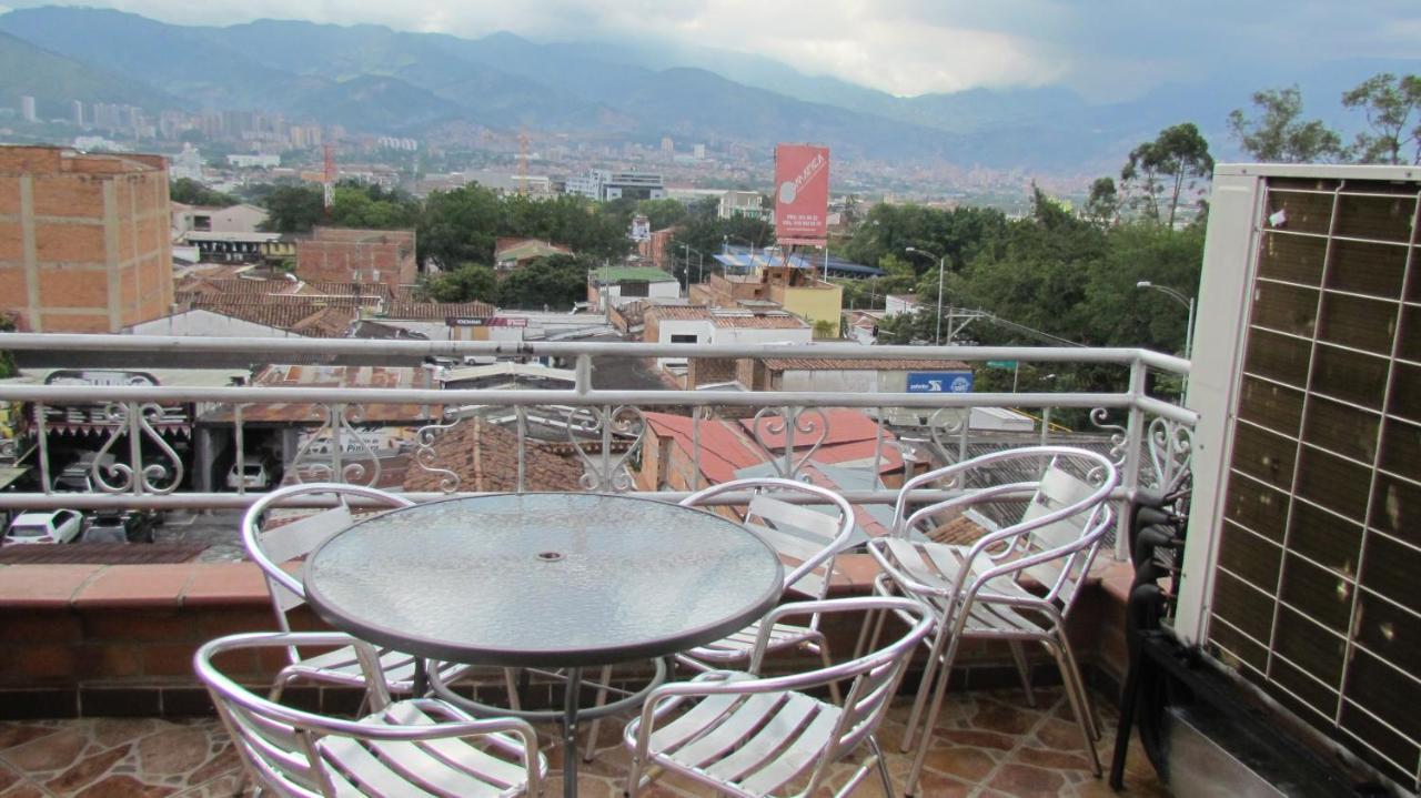 Apartamentos En El Poblado Medellín Esterno foto