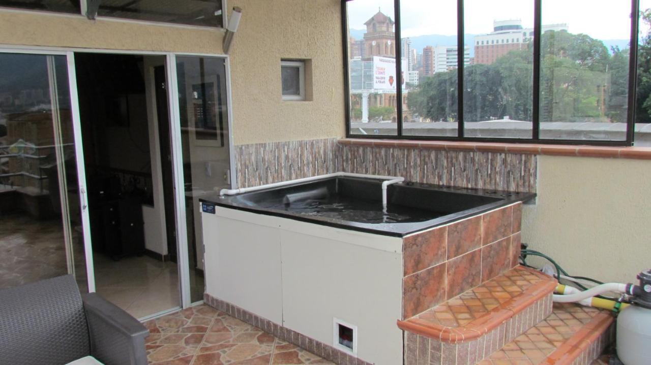 Apartamentos En El Poblado Medellín Esterno foto