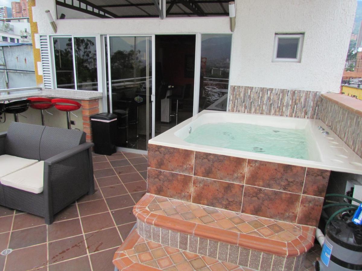 Apartamentos En El Poblado Medellín Esterno foto