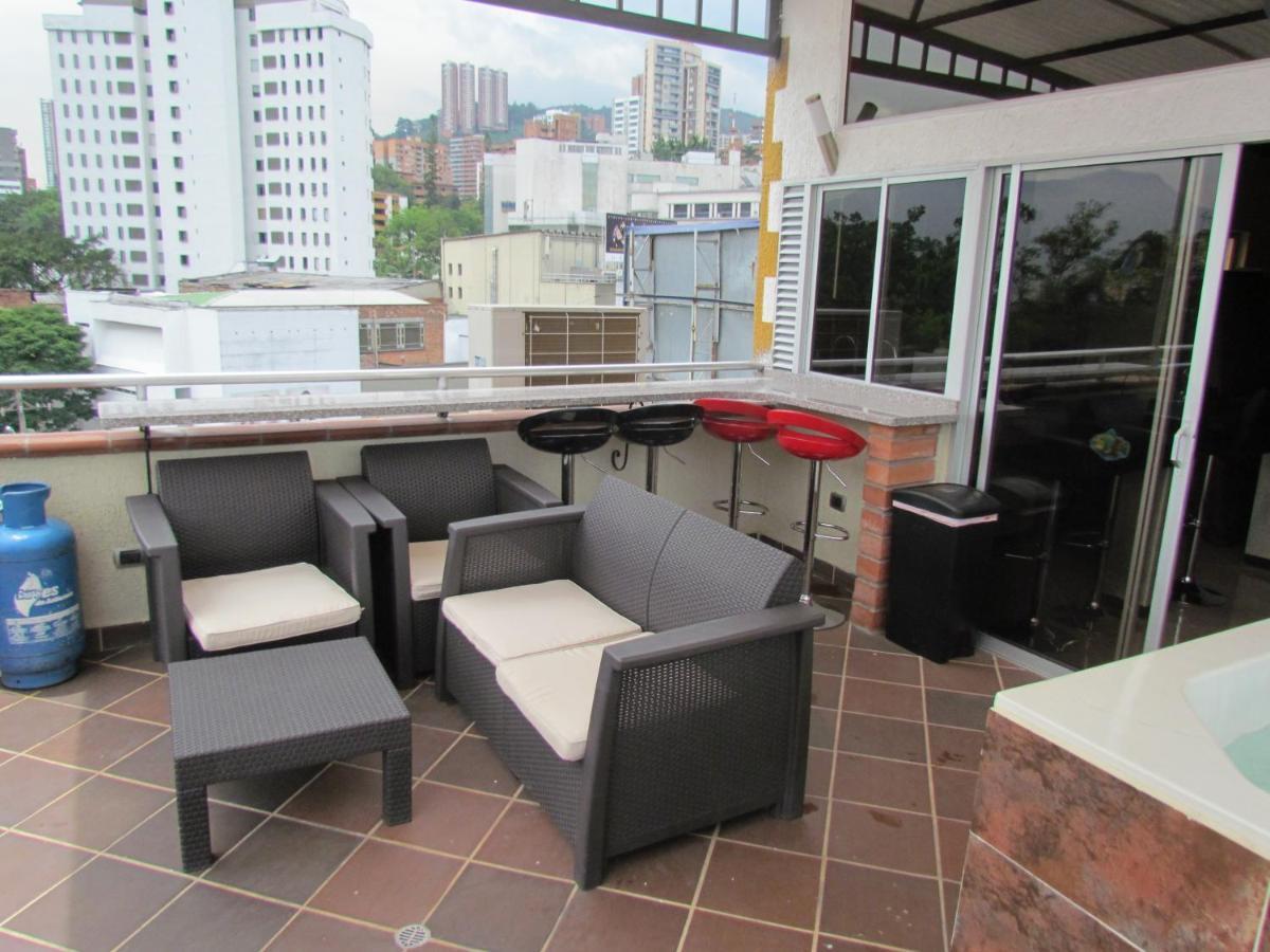 Apartamentos En El Poblado Medellín Esterno foto