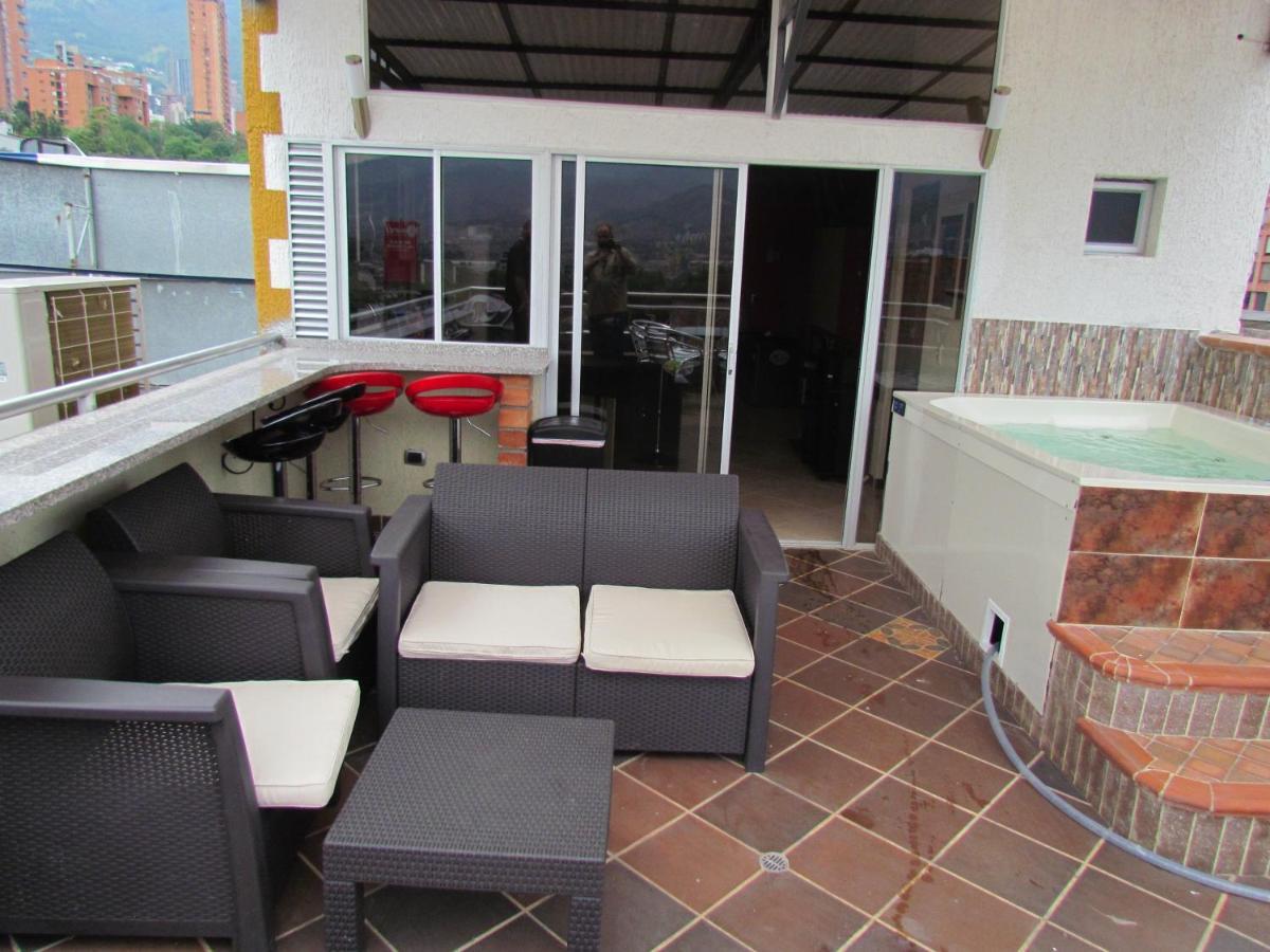 Apartamentos En El Poblado Medellín Esterno foto
